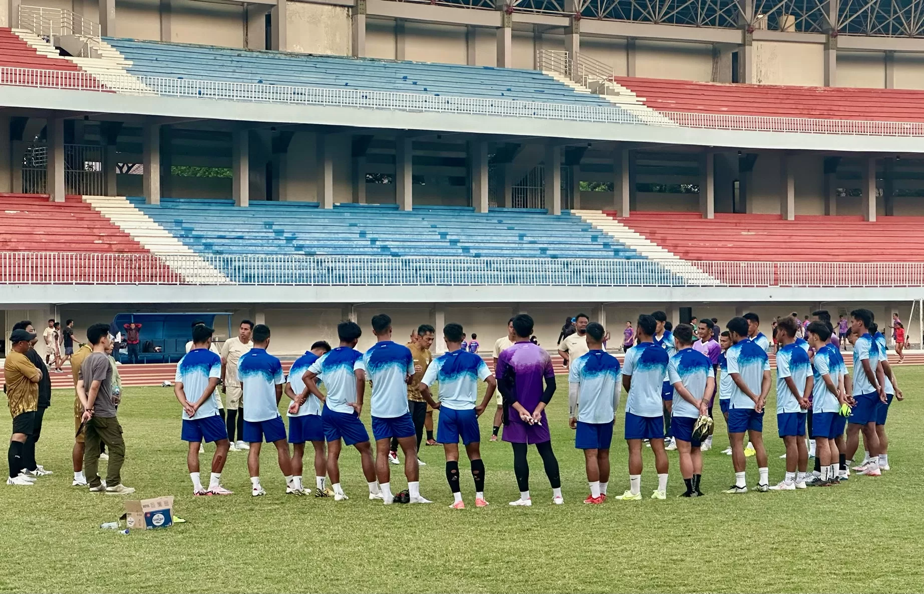 Skuad PSIM berlatih di Mandala Krida (Harminanto)
