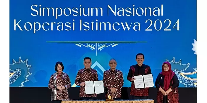  Penandatanganan MoU dalam Simposium Nasional Koperasi Istimewa 2024. (Harminanto) 