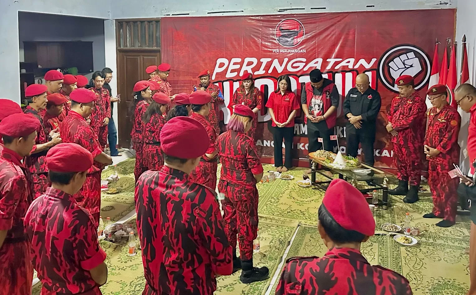  PDI Perjuangan Kota Yogya doa bersama peringati Kudatuli (Harminanto)