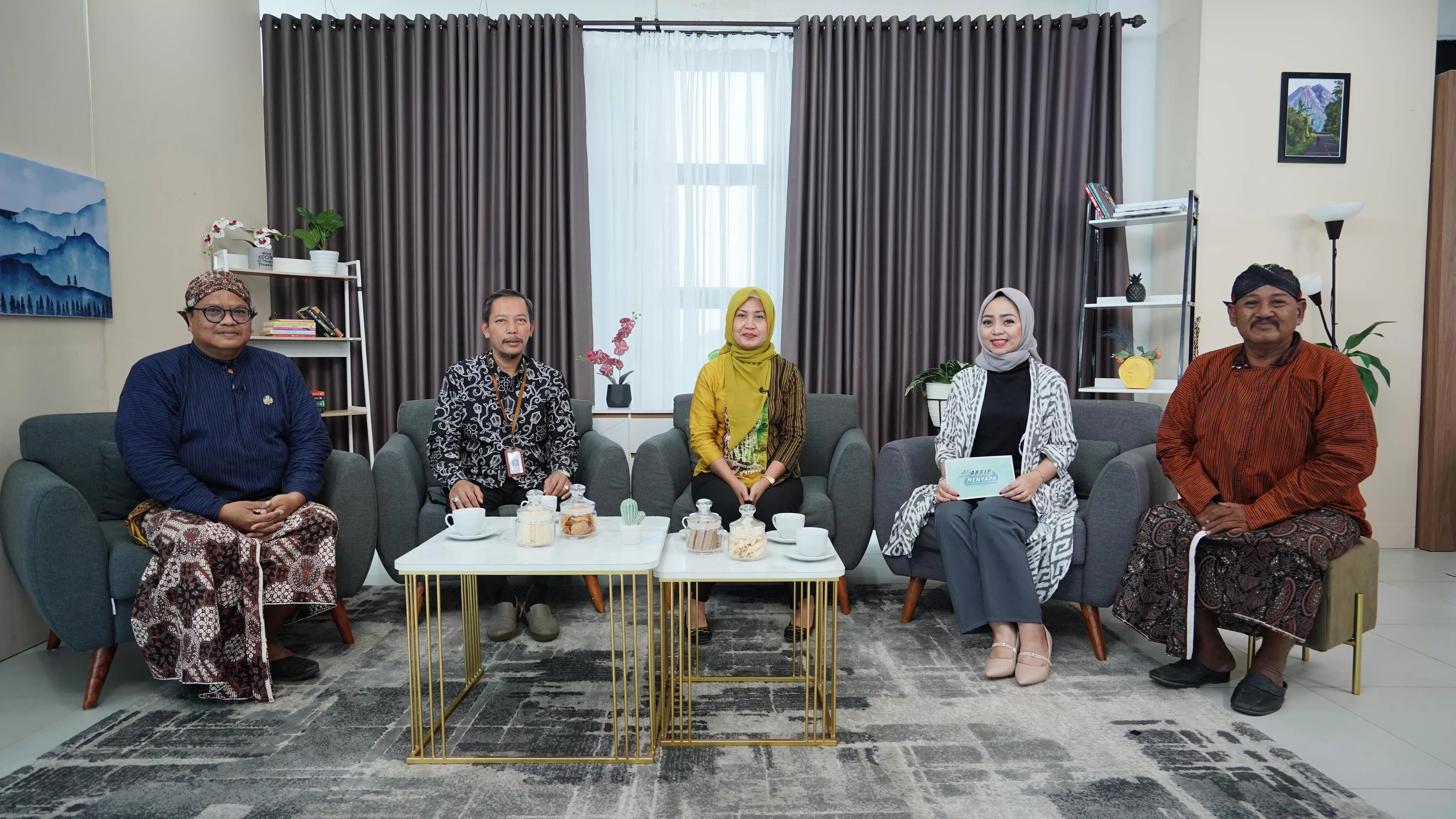 Para nara sumber program 'Arsip Menyapa' yang kali ini mengangkat tema 'Arsip Kraton Yogyakarta'   (Ist)