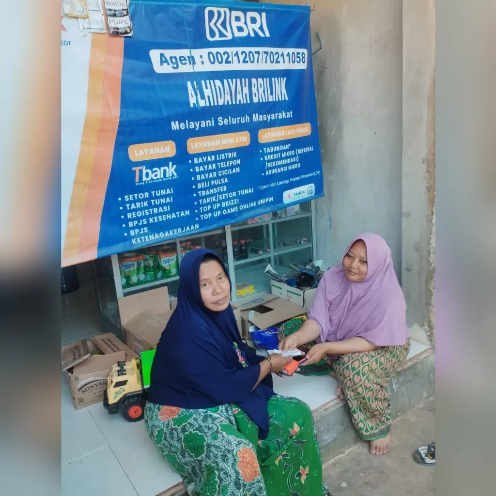 Sunaie yang sukses menjadi AgenBRILink dan sekaligus mitra UMi  (Ist)