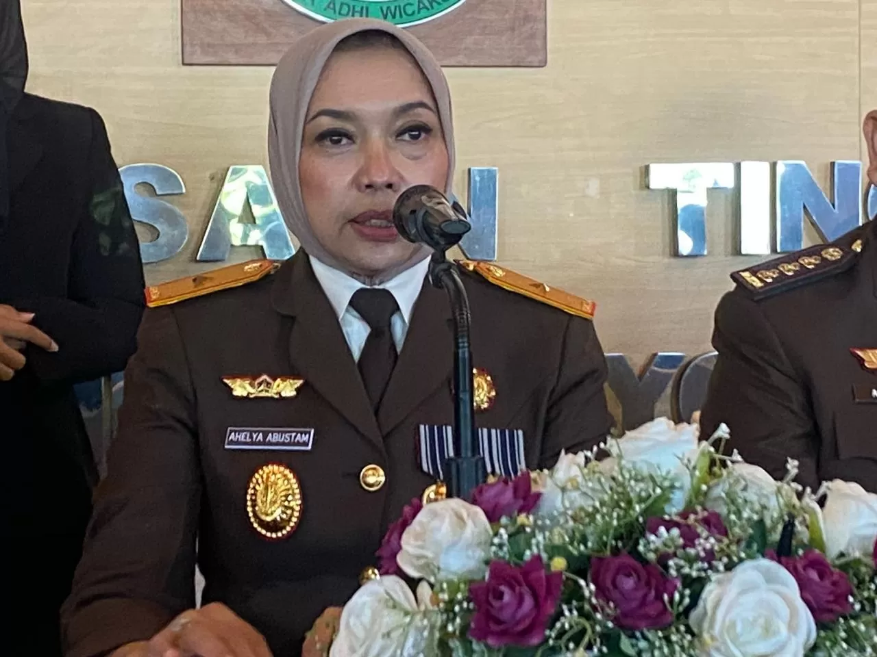 Ahelya Abustam SH MH  (Saifullah Nur Ichwan)