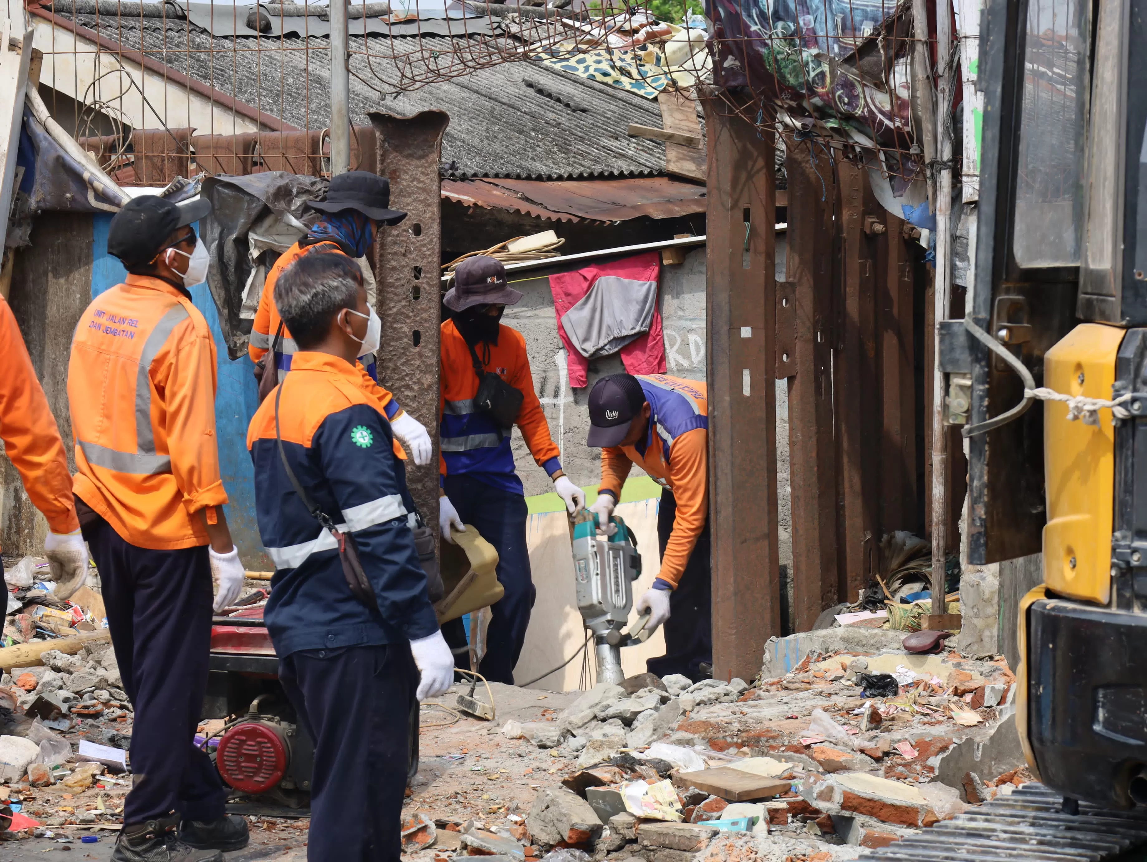 Suasana sterilisasi kawasan Bong Suwung (Ist)