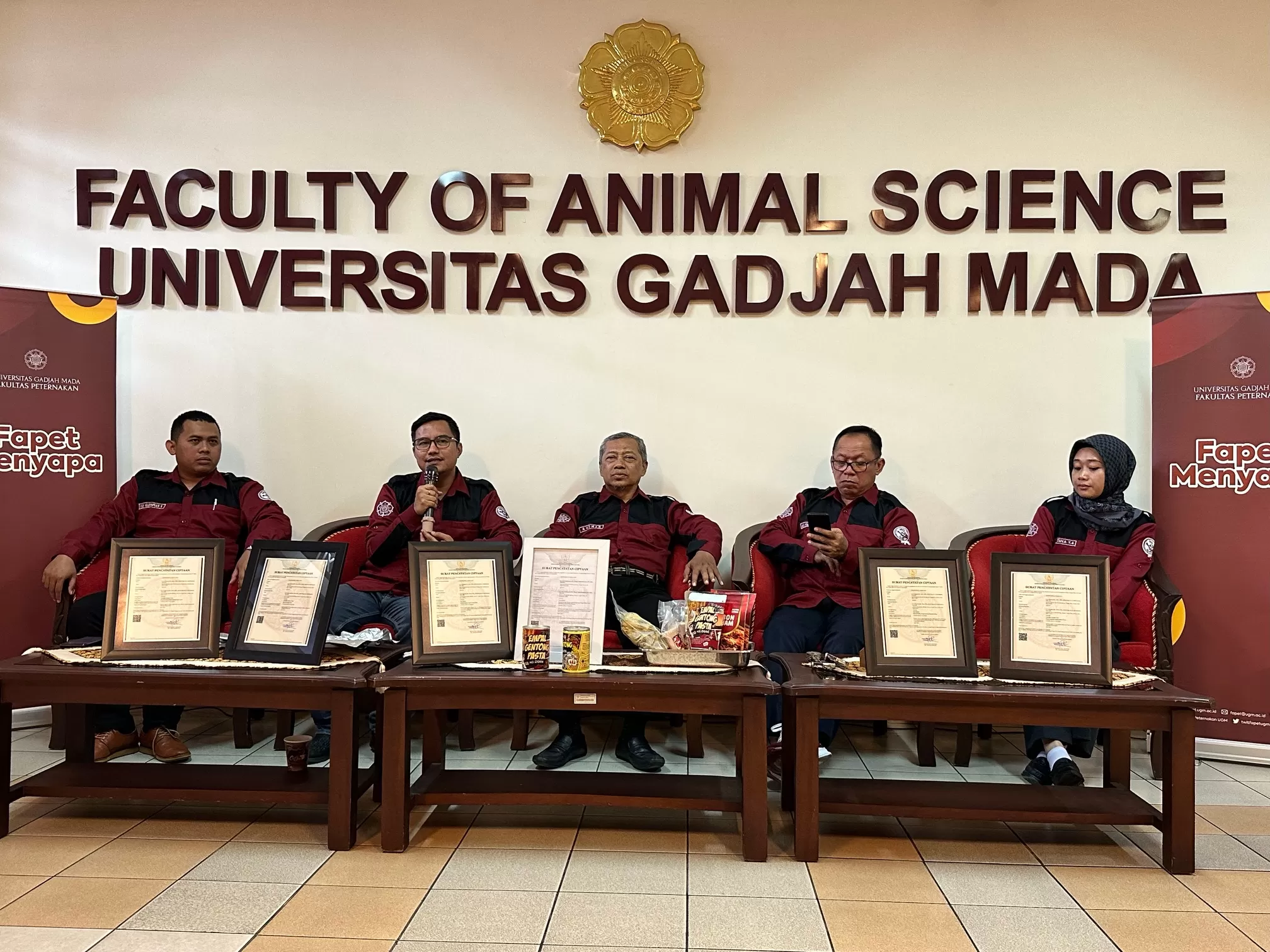 Dosen Peternakan UGM saat sampaikan pemaparan pada media (Ist)