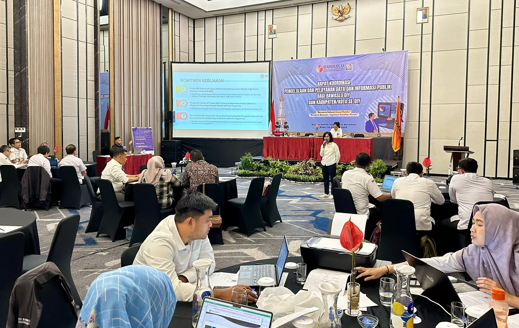 Suasana rakor pengelolaan informasi publik Bawaslu DIY (Harminanto)  