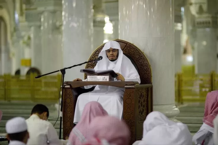 Ilustrasi khatib meyampaikan khutbah Jumat (Foto: Istimewa)