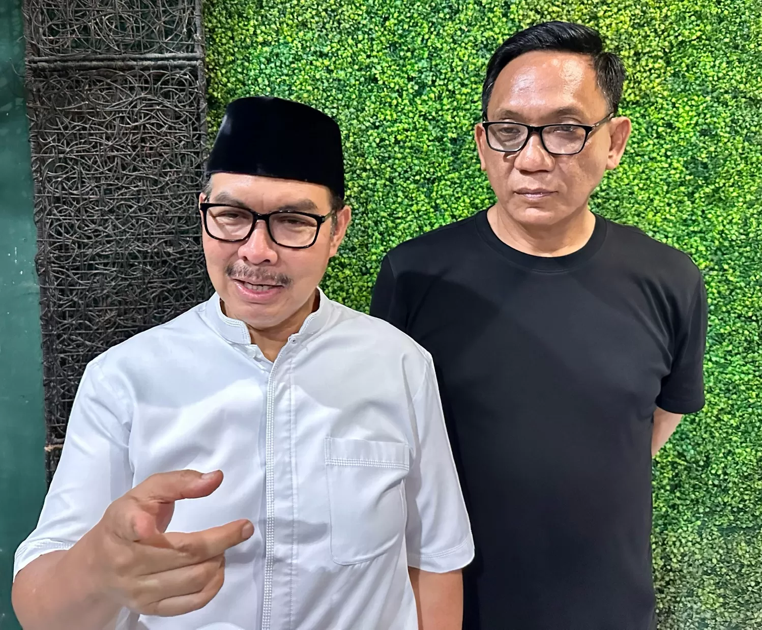 Hasto Wardoyo dan Wawan Harmawan (Harminanto) 