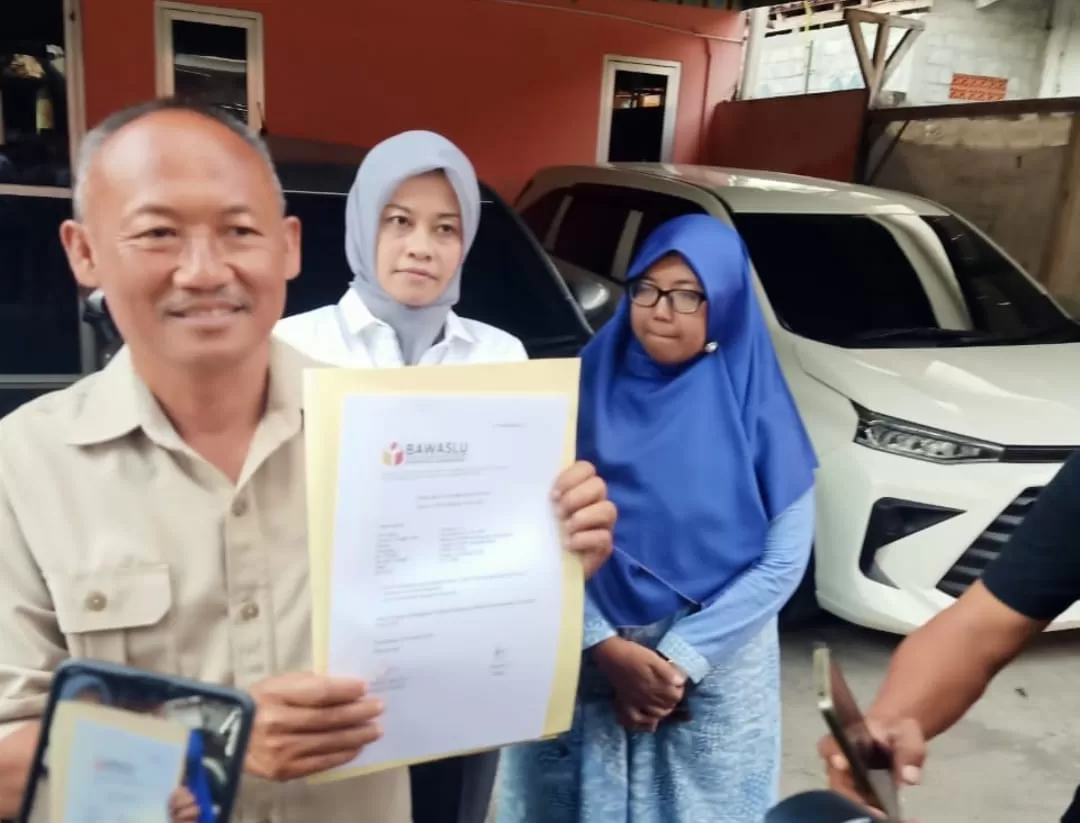   Ketua DPC Gerindra Gunungkidul saat melapor ke Bawaslu (istimewa)