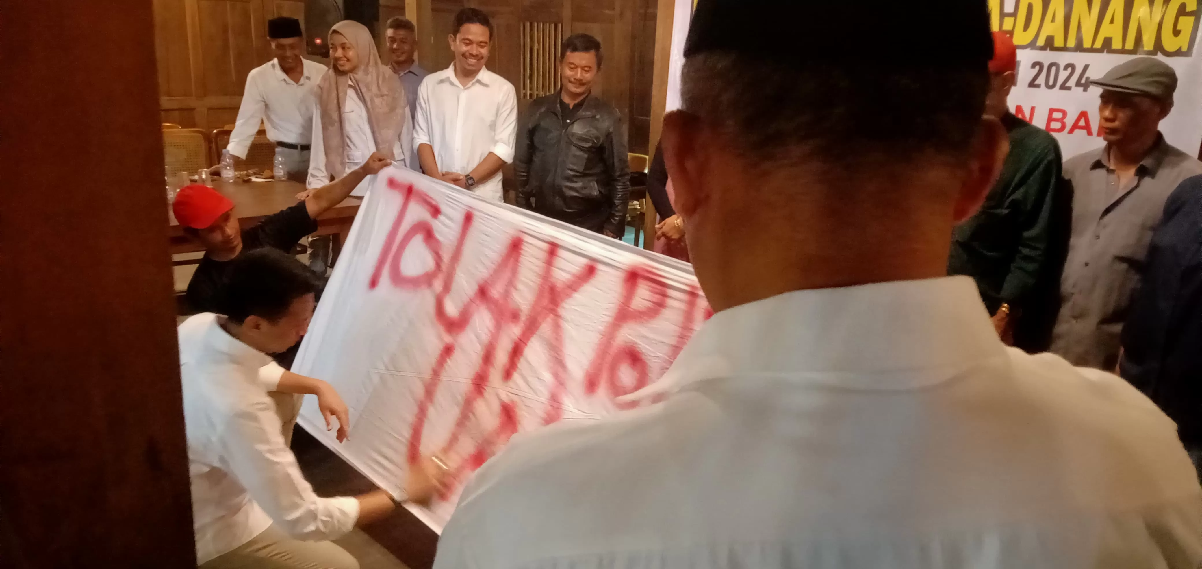 Cucu Sri Sultan HB X, RM Gustilantika Marrel Suryokusumo ajak masyarakat untuk mendukung pasangan calon nomor urut 2, Harda Kiswaya dan Danang Maharsa di Pilkada Sleman 2024. (Dok Tim Media Relawan)