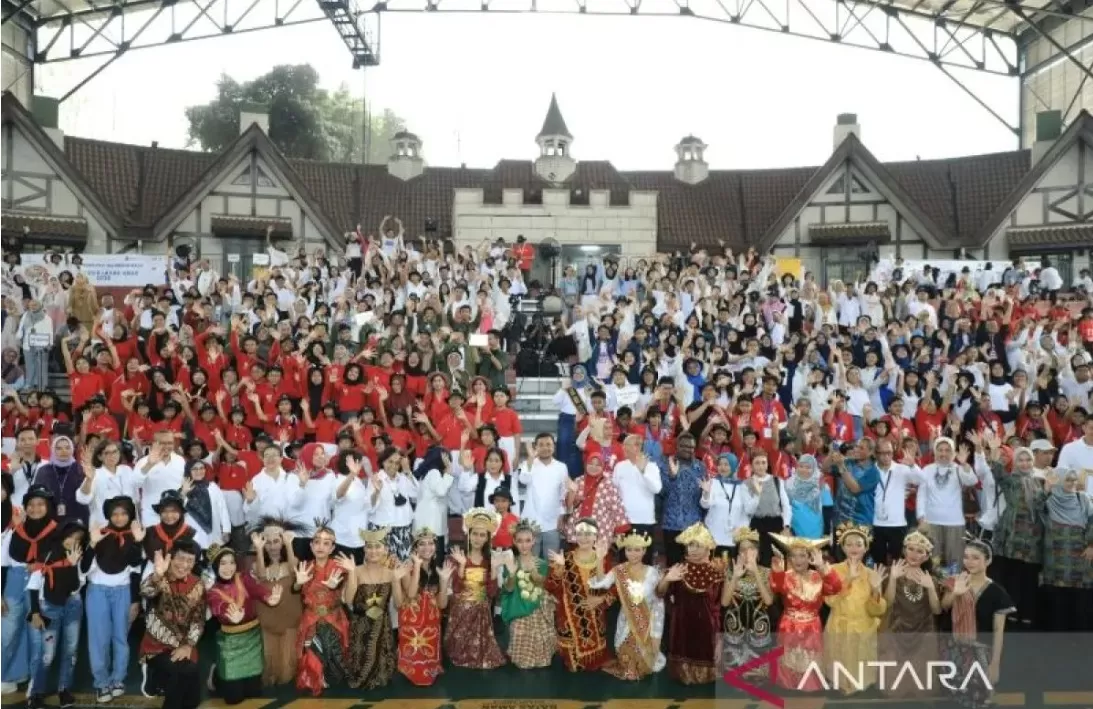 Peringatan Hari Anak Sedunia pada 20 November 2023, bertema &ldquo;Anak dan Masa Depan Dunia, Suarakan Harapanmu yang diselenggarakan Kementerian Pemberdayaan Perempuan dan Perlindungan Anak (Kemen PPPA) be ((ANTARA/HO-Kemenpppa))