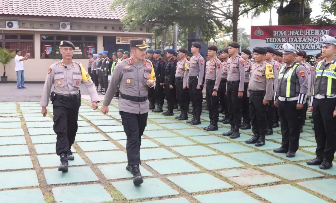 211 Personil Polres Diterjunkan Amankan Nataru Gelar Pasukan Ops Lilin Candi 2024
