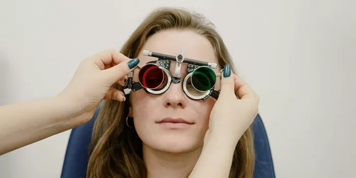 Ilustrasi pentingnya menjaga kesehatan mata. (Pexels/Ksenia Chernaya) 