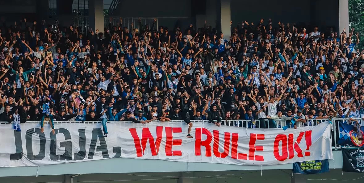  Suporter PSIM (  (instagram PSIMjogja))