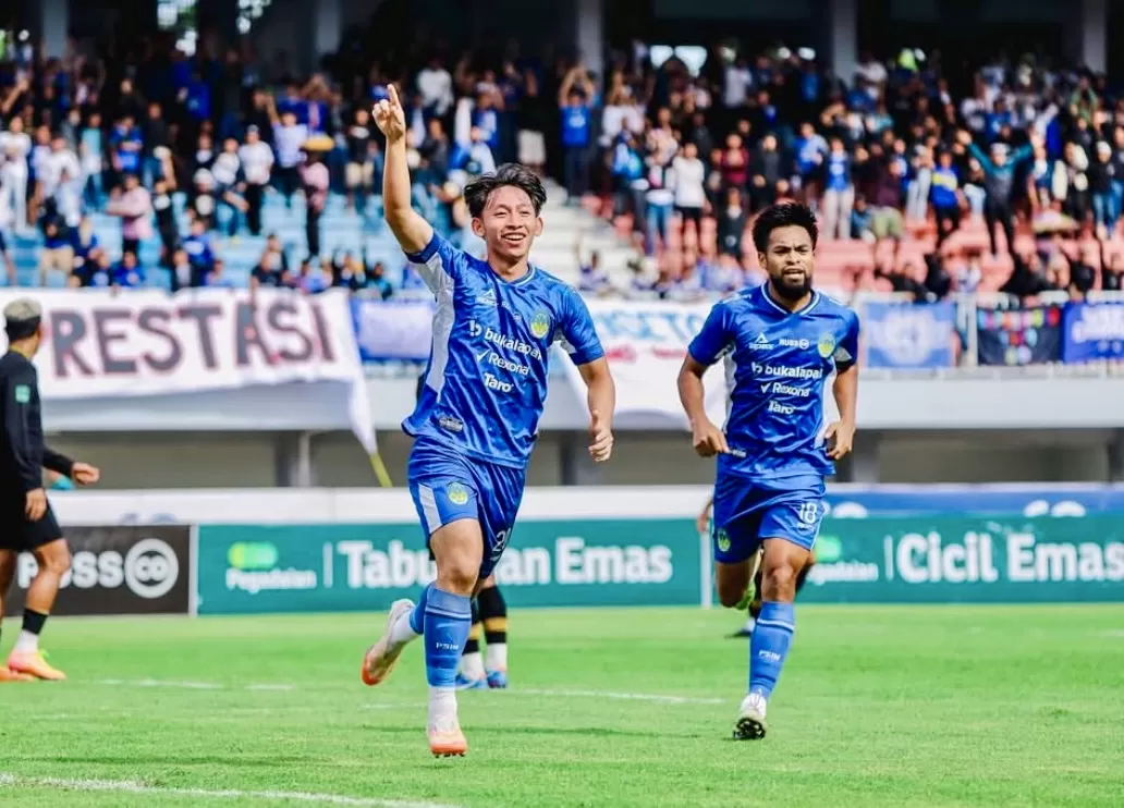 Kabar bahwa Arly akan kembali ke Persija saat ini tidaklah benar. (Ist)