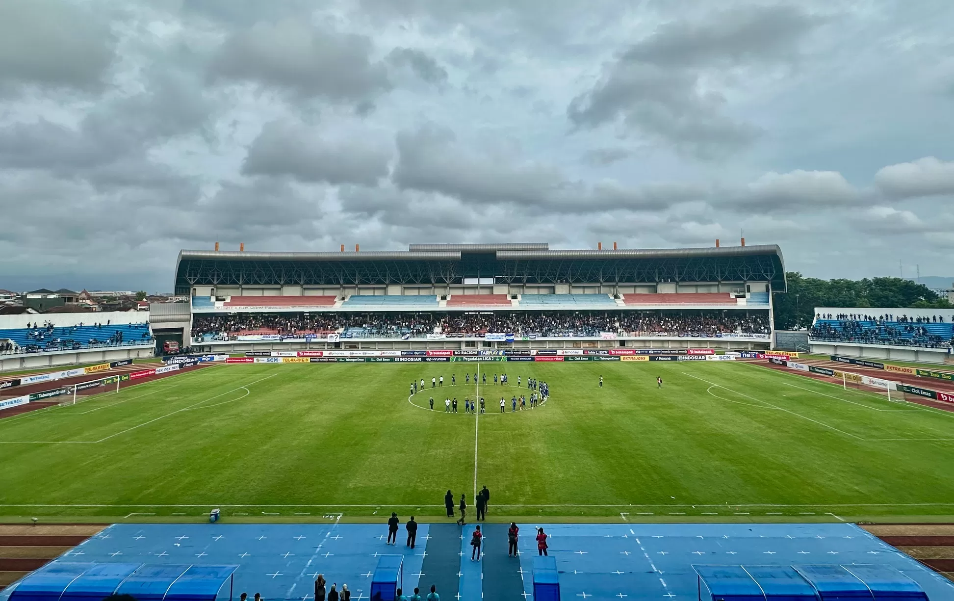 Stadion Mandala Krida markas PSIM (Harminanto)