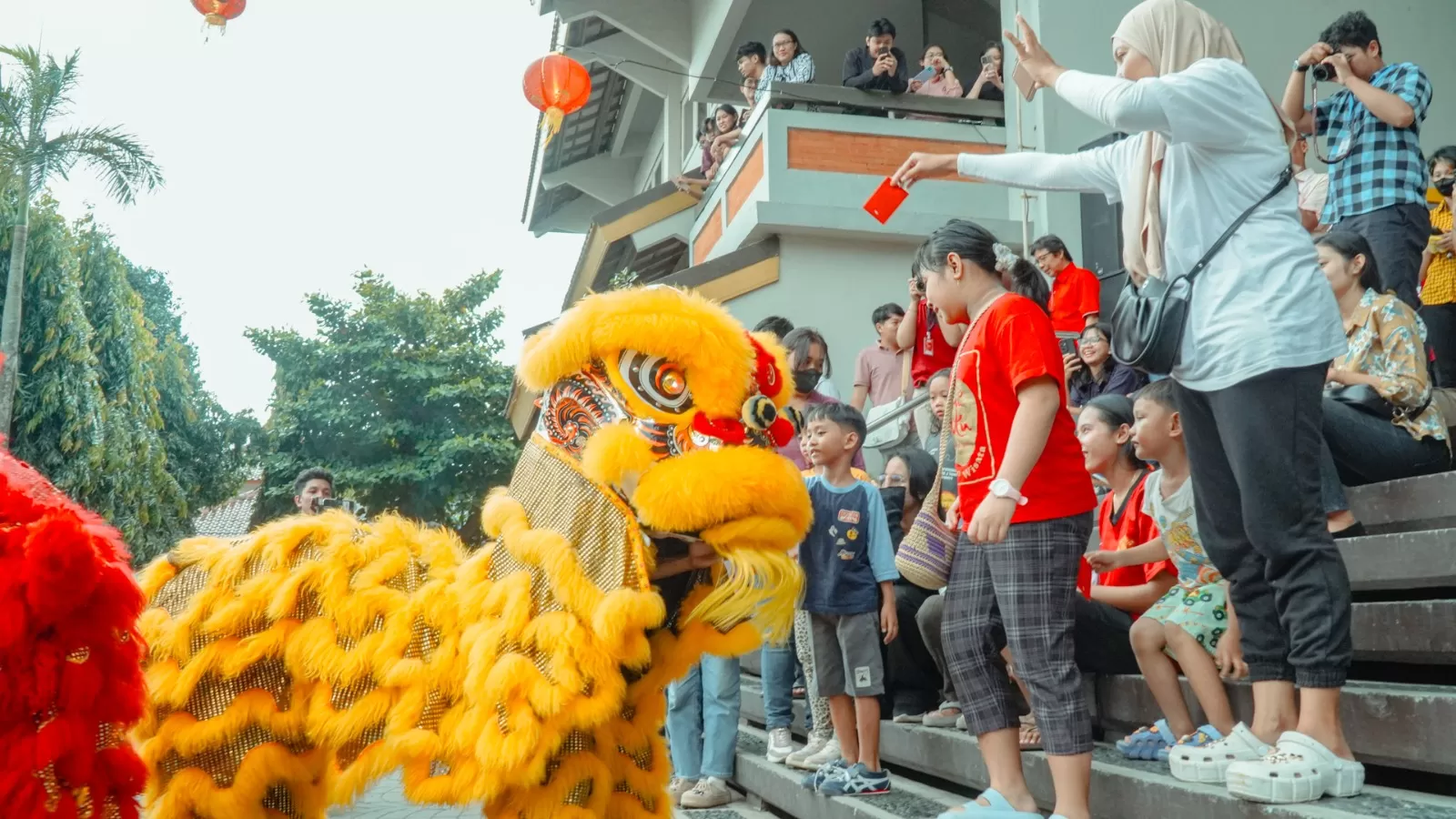 Kemeriahan Festival Budaya Tionghoa 2025 saat Dies Natalis UAJY (Karni Narendra)