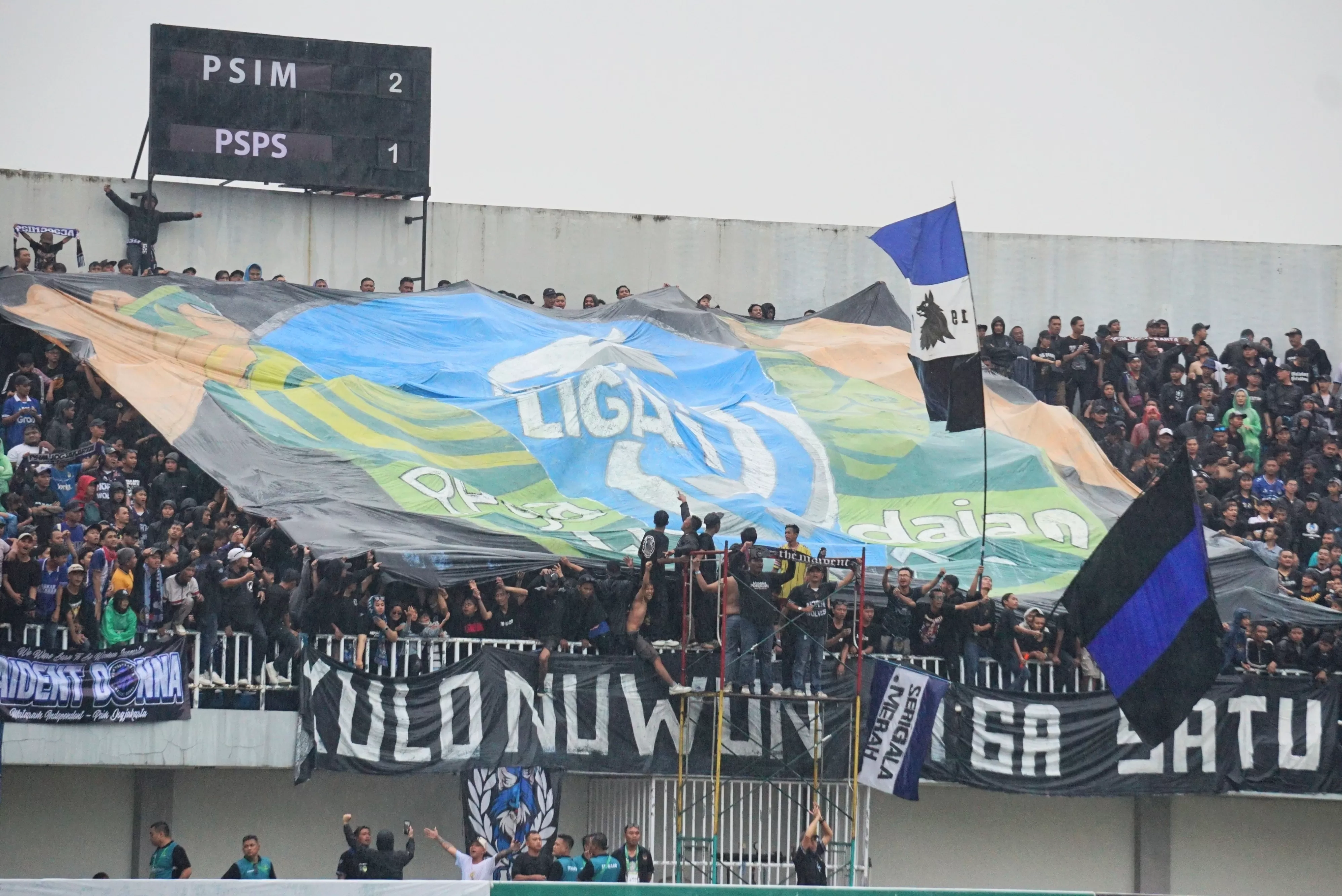 PSIM Yogyakarta dengan suporter fanatiknya jadi modal hadapi Liga 1. (Foto Aditya Asros)