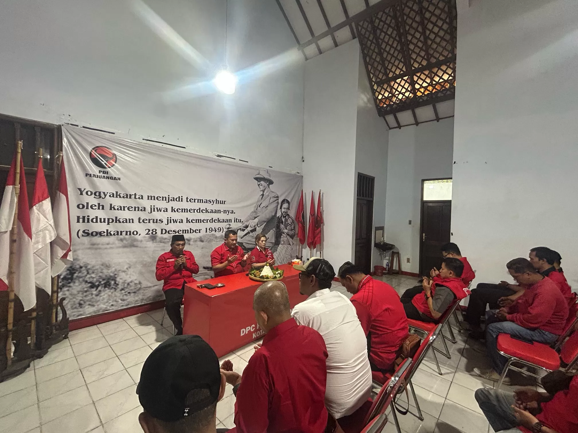 Doa bersama Banteng Jogja untuk Hasto Kristiyanto  (Ist)