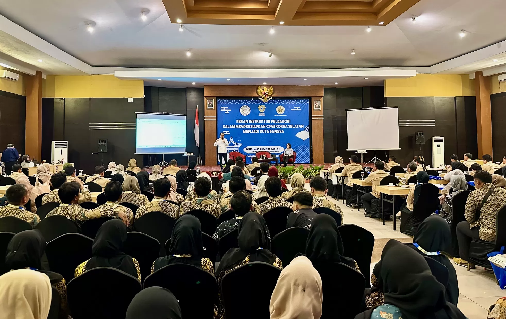 Suasana seminar PELBAKORI di UC UGM (Harminanto)