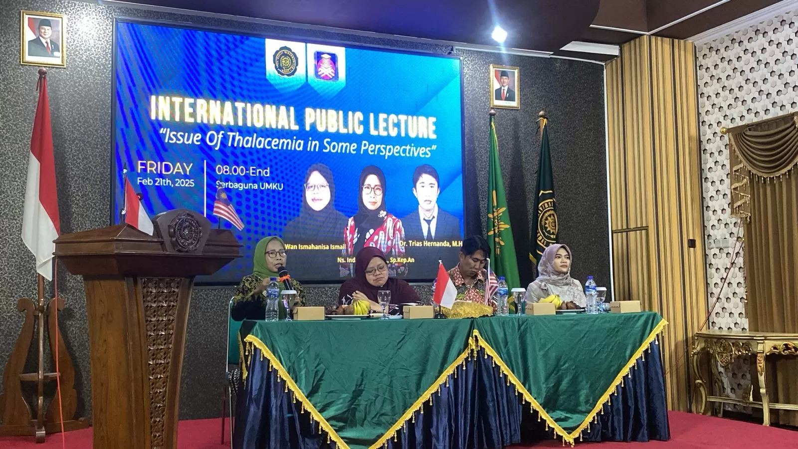 Suasana public lecture