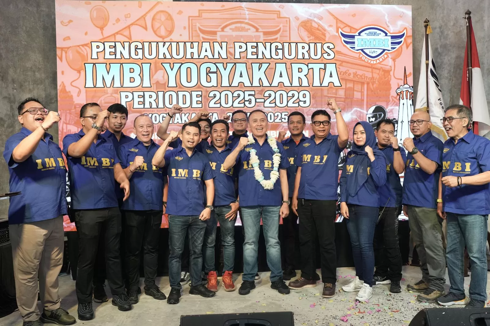 Jajaran pengurus IMBI Yogyakarta foto bersama usai pengukuhan (Istimewa)