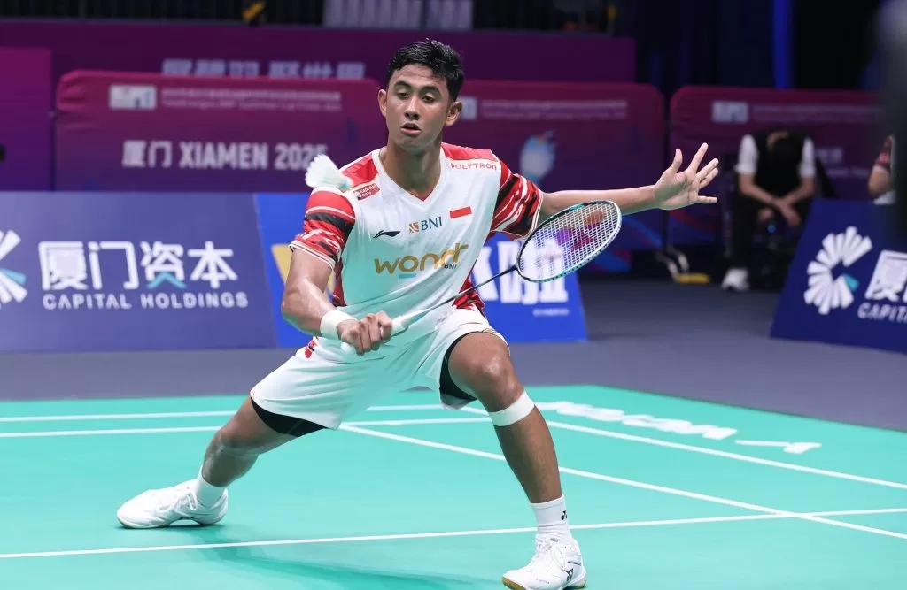 Alwi Farhan sumbang poin pertama Indonesia saat menghadapi tunggal putra Korsel dalam semifinal Piala Sudirman  2025  (Humas PP PBSI)