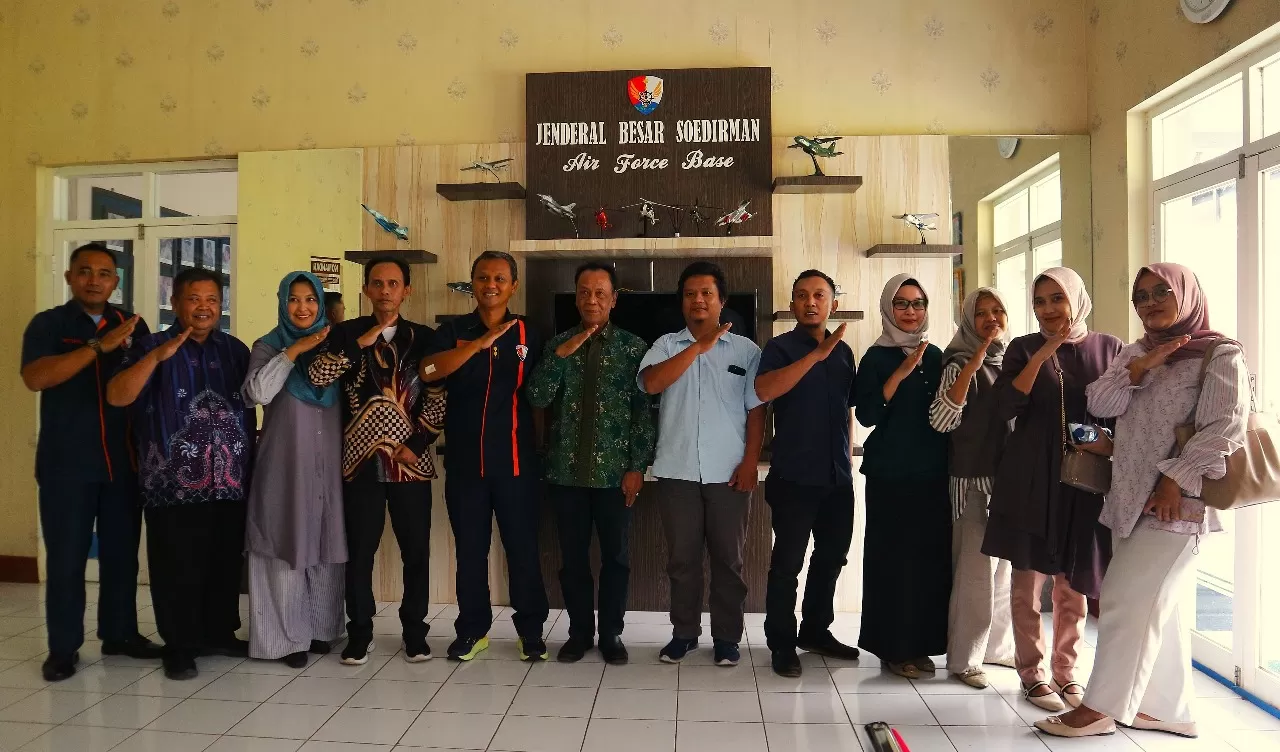  Unperba jajaki Kerjasama dengan Lanud TNI AU Wirasana    ( TOTO R)