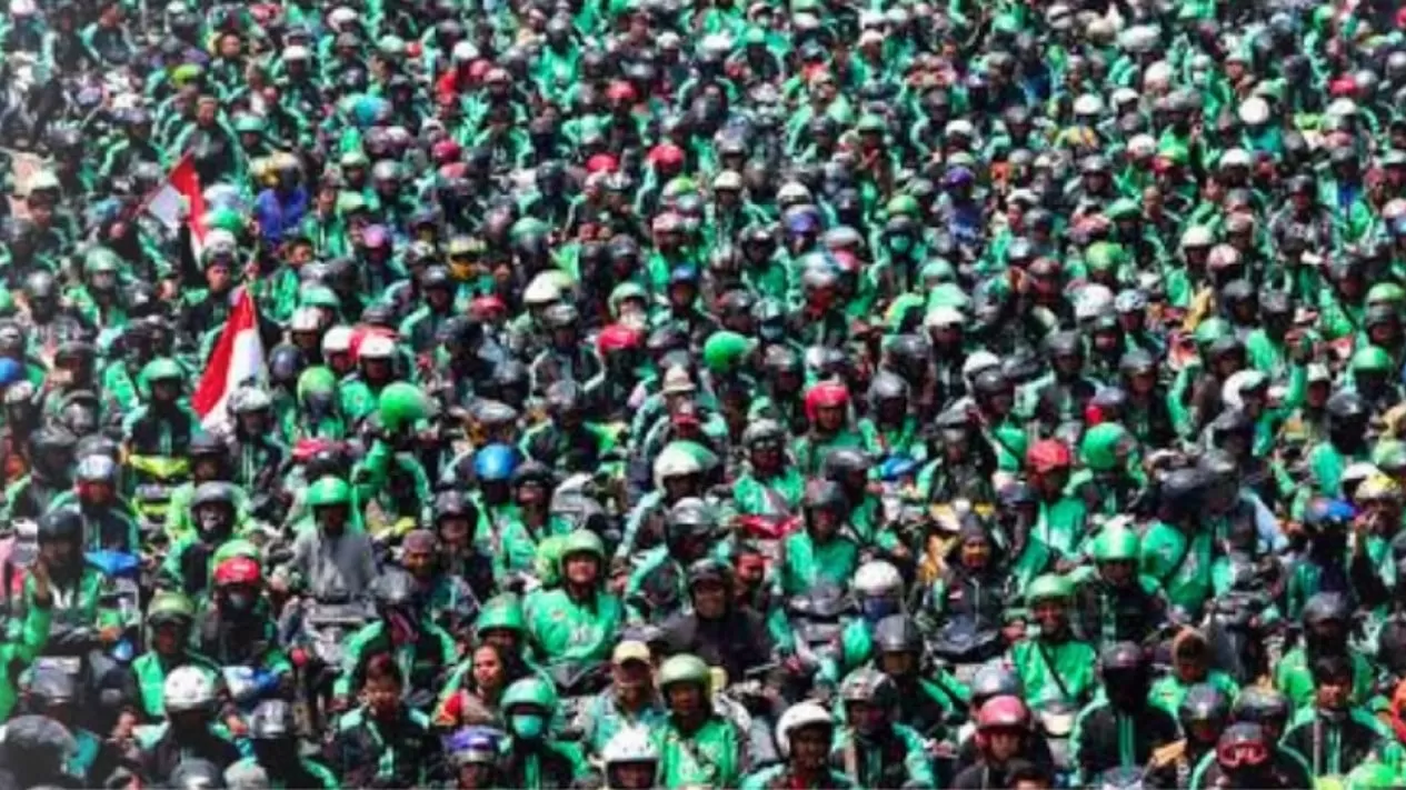 Presidium Koalisi Ojol Nasional menuntut pengungkapan kasus Brimob tabrak hingga tewas driver ojol.   (Pixabay)