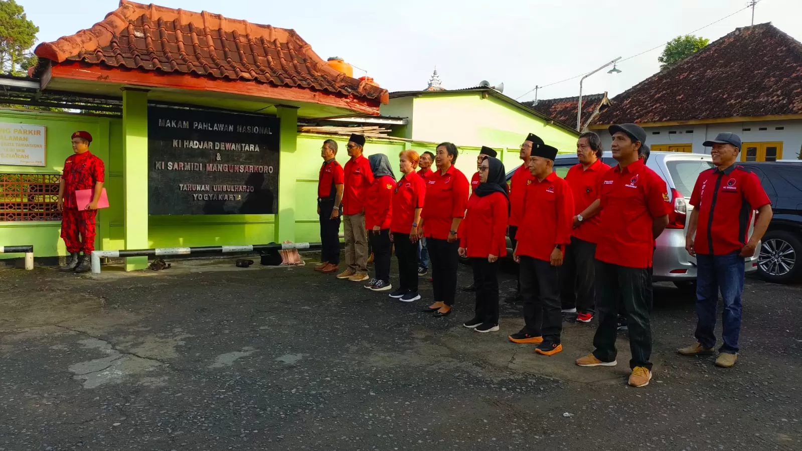 Upacara peringatan Hari Pancasila, 1 Juni di halaman malam Wijaya Brata, Minggu (1/6/2025) 