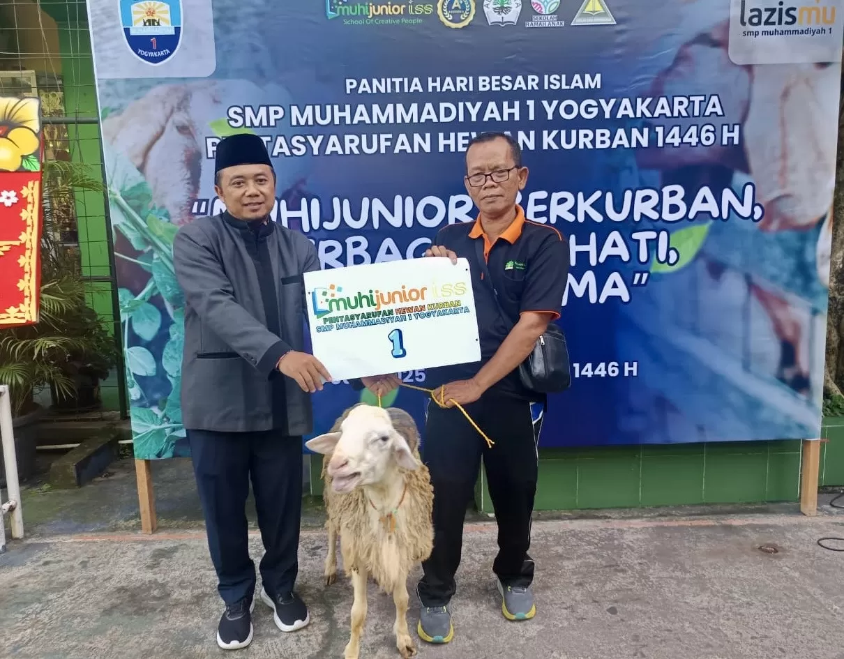  Penyerahan hewan kurban dari SMP Muhi Yogyakarta (istimewa)