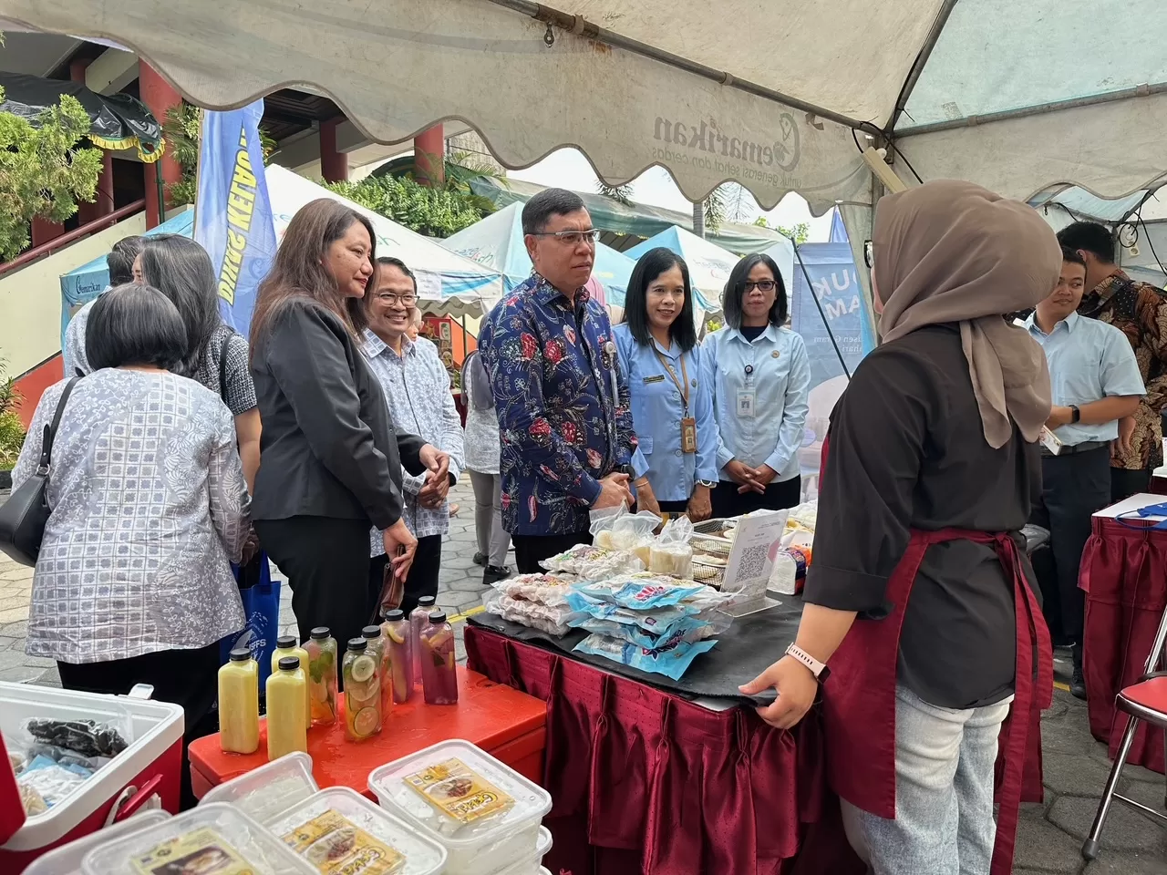 Expo UMKM yang menyajikan olahan ikan di UKDW (Harminanto)