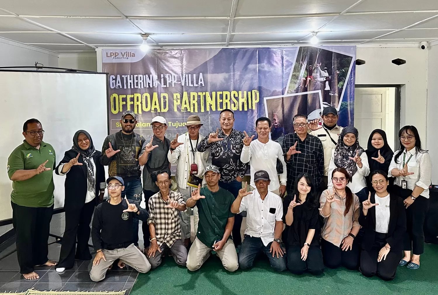 Pegiat wisata di Kaliurang berkumpul bersama di LPP Villa (Harminanto)