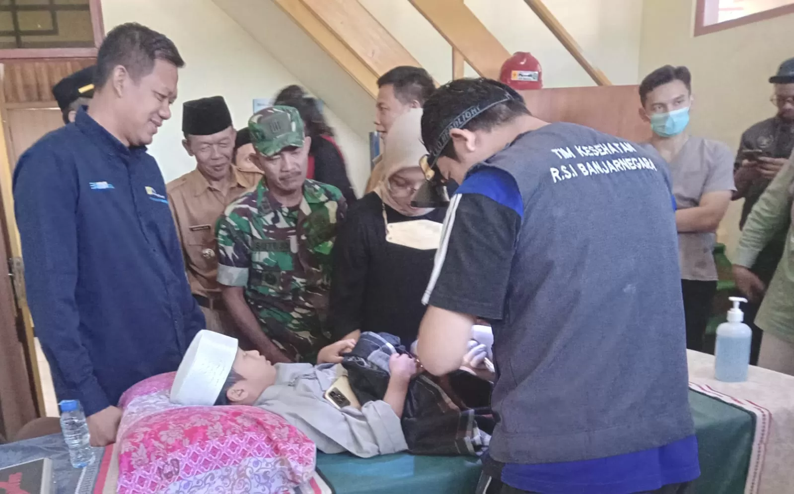 Suasana khitanan massal (Istimewa )