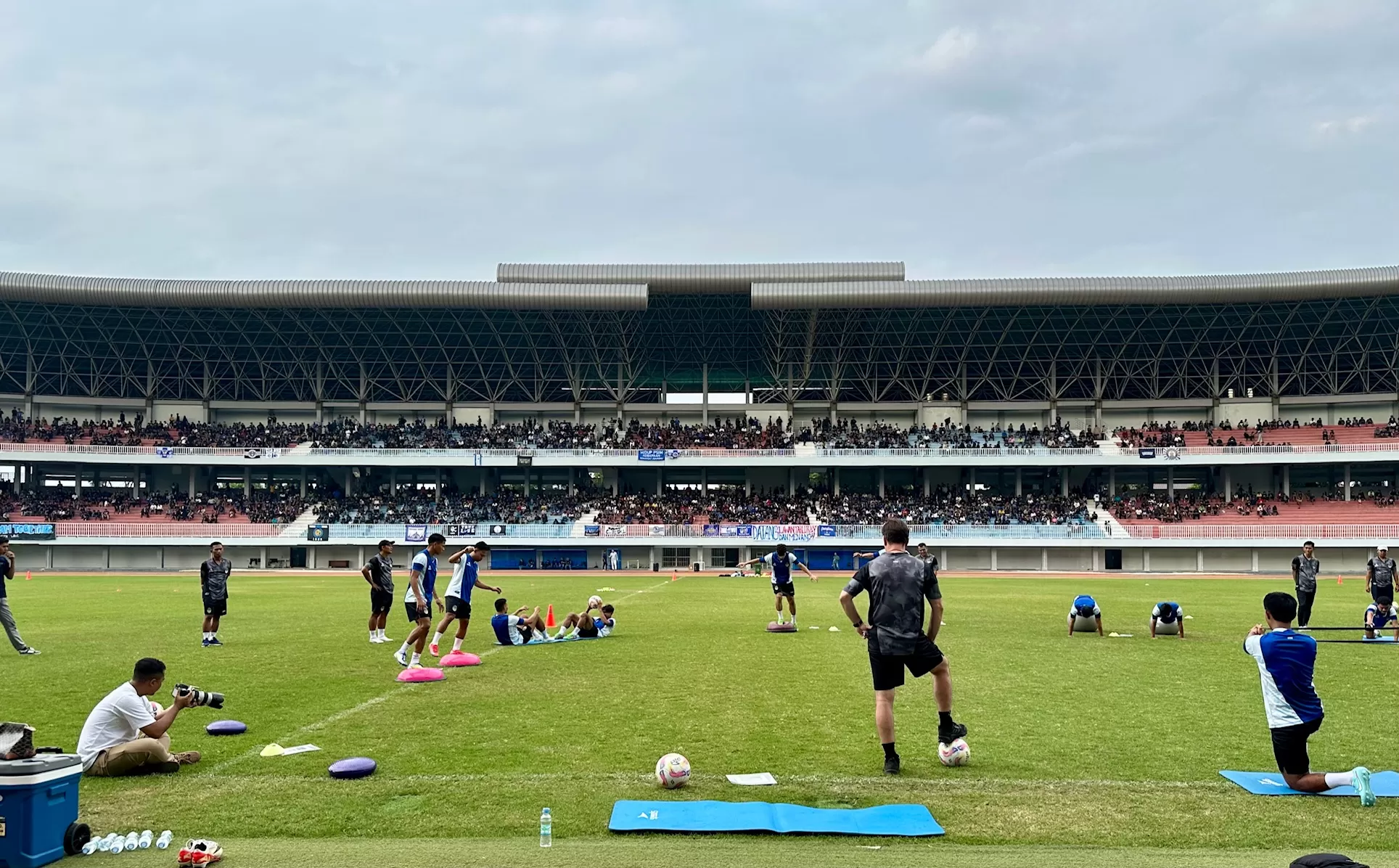 Suasana latihan PSIM (Dok. Harminanto)
