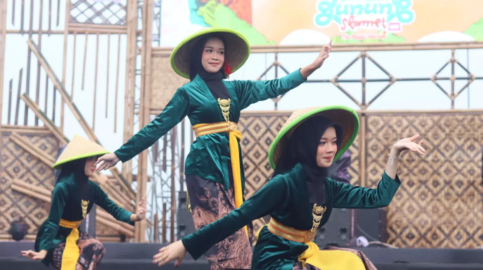  Festival Gunung Slamet #8 di Desa Serang Purbalingga   (Toto Rusmanto)