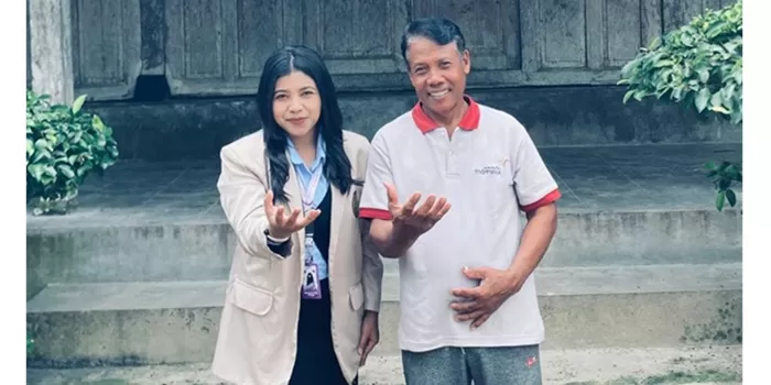 Sinergi mahasiswa magang AMIKOM dan Desa Brayut untuk pengelolaan sampah berkelanjutan. 