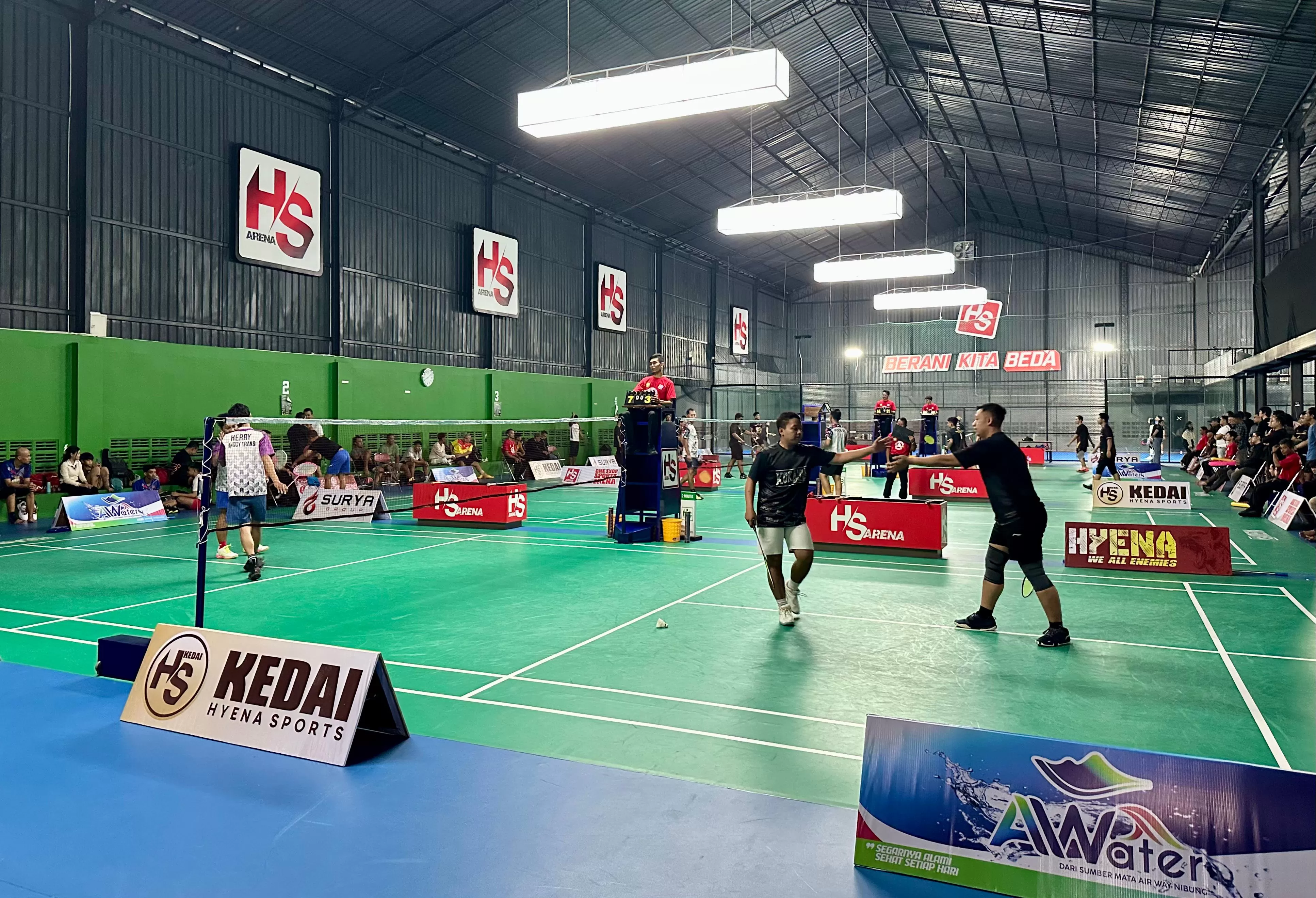 Hyena Sport Arena, resmi dibuka pada Selasa malam (22/7/2025) (Harminanto)
