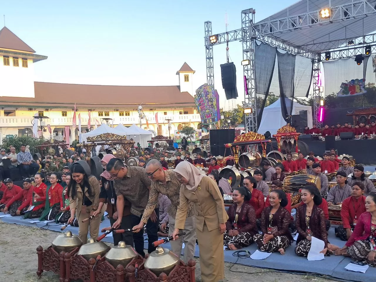 YGF ke 30 resmi dibuka di Taman Budaya Embung Giwangan (Karni Narendra)
