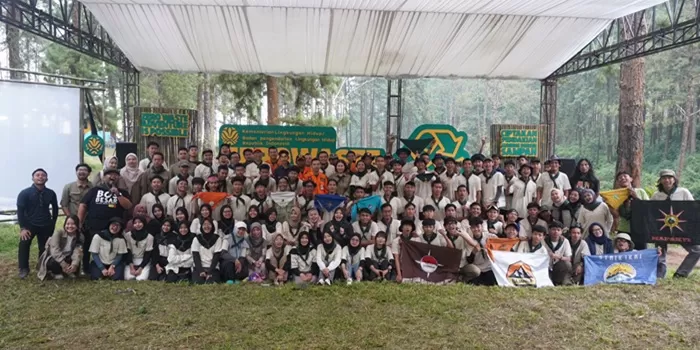 Zero Waste Adventure Camp 2025. 