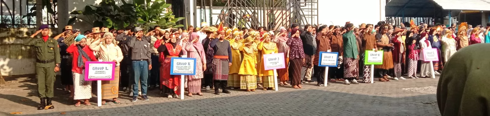 Kegiatan upacara bendera saat berlangsung. (Thoha)