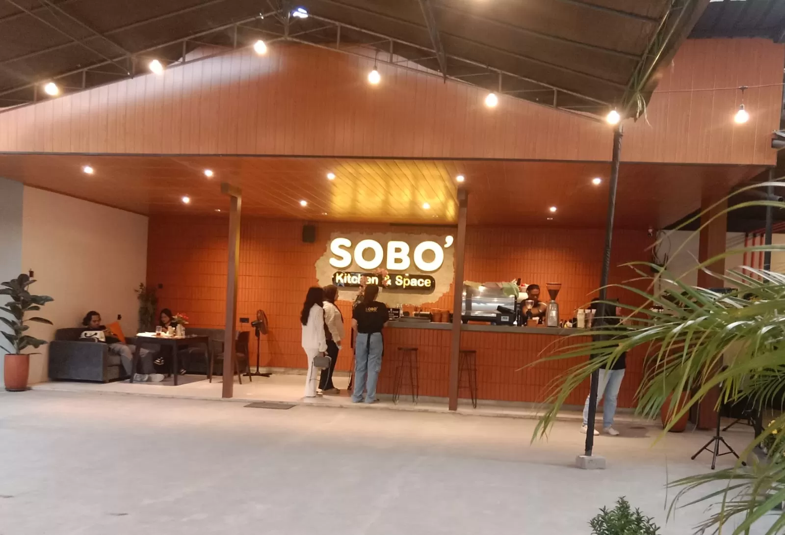 Jogja punya jujugan kuliner baru, SOBO' KITCHEN & SPACE (AB Prass)