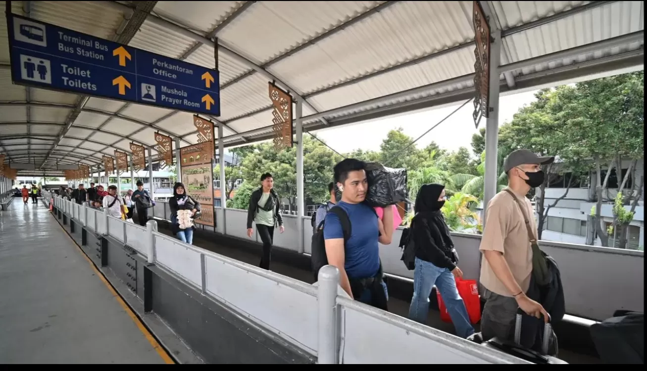 Calon penumpang kapal feri diwajibkan reservasi tiket via online. ( (dok. ASDP Indonesia))