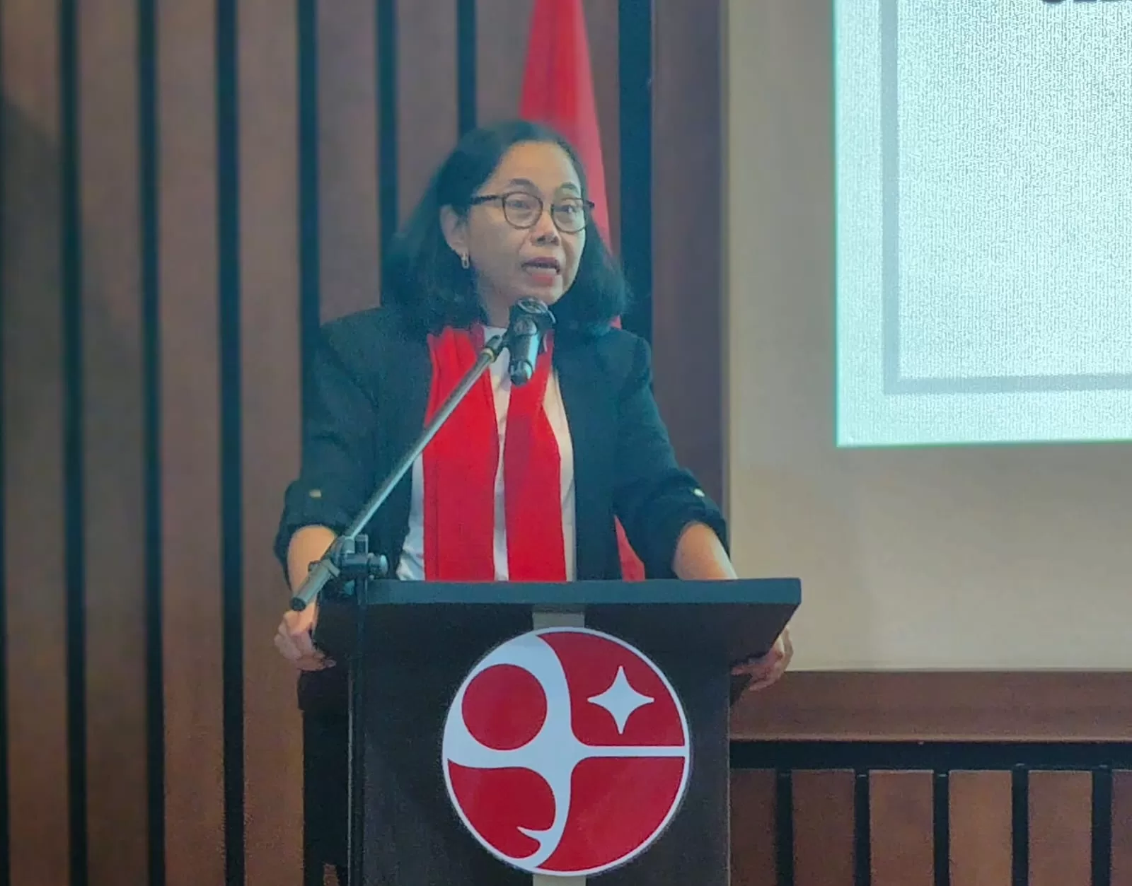 MY Esti Wijayati (Foto Primaswolo S)