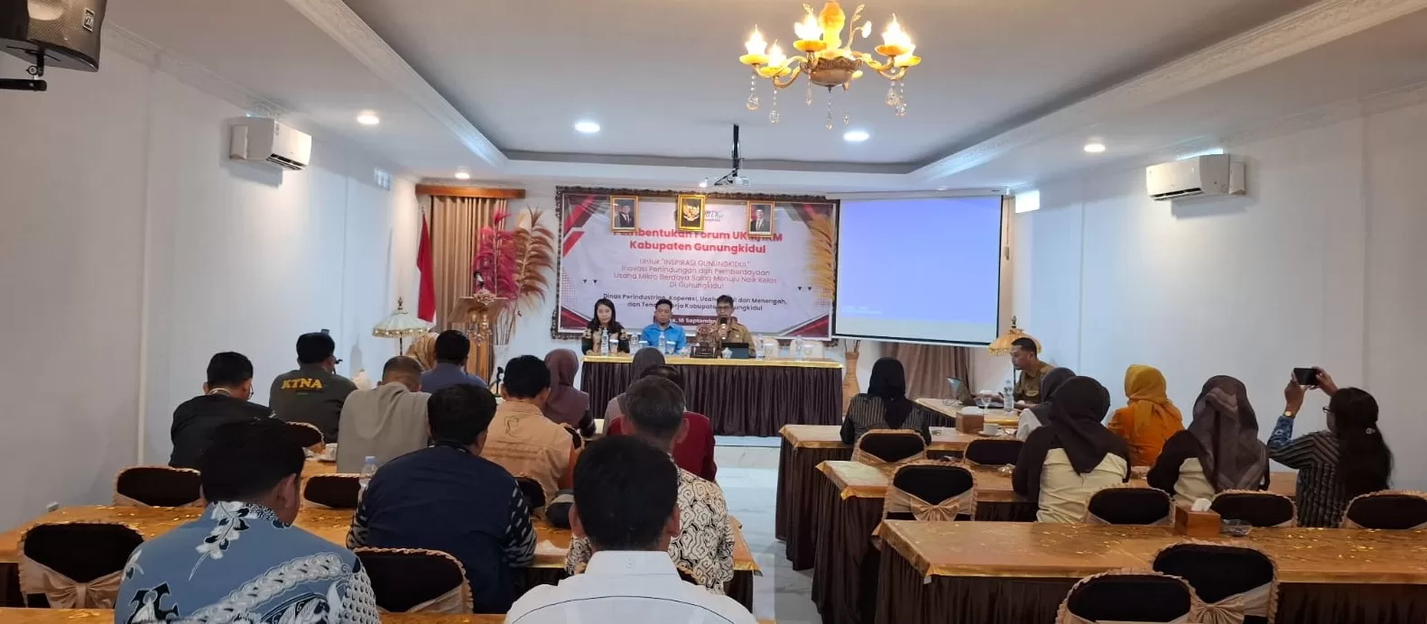 Supartono saat menyampaikan sambutan. (Dedy EW)