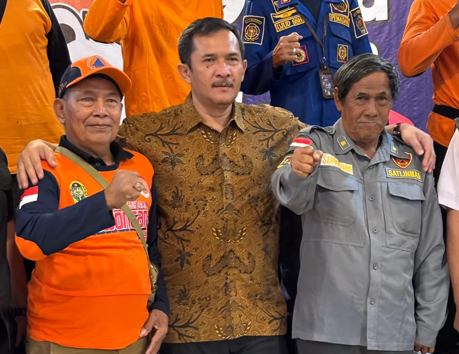 Eko Suwanto bersama relawan (Foto Istimewa)