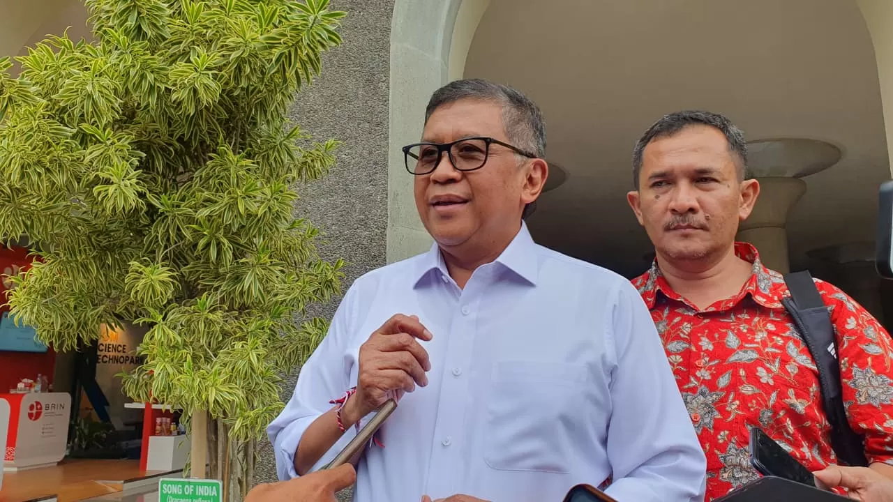Sekjen DPP PDI Perjuangan, Hasto Kristianto didampingi Ketua DPC PDI Perjuangan Kota Yogyakarta, Eko Suwanto (Foto Istimewa)
