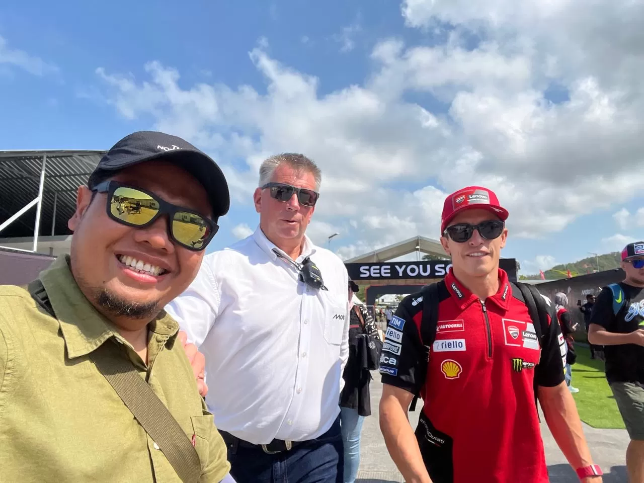 Dokter Tomo bersama Marc Marques (ist)