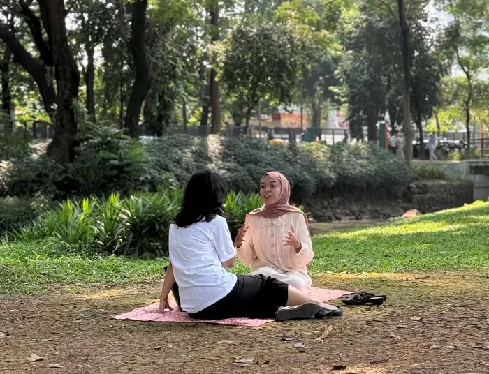Cerita di Taman  (Istimewa )
