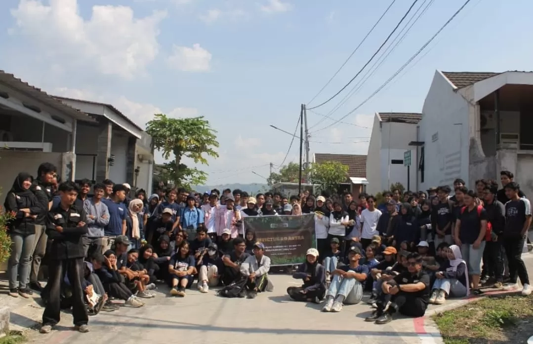 Mahasiswa Teknik Undip Ajak Warga Jabungan Kelola Sampah Lewat 40 Lubang Biopori (Istimewa )