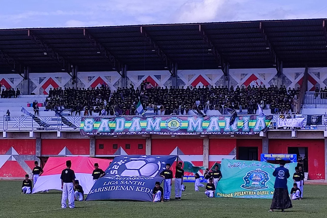 pembukaan liga Santri di Stadion Bhumi Phala